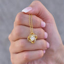 Colar Eterno Amor Feminino com Embalagem de Presente – Joia Romântica para Datas Especiais