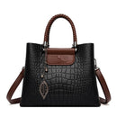 Women's Bag for Urban Looks – Lightweight Crossbody Bag with Contemporary Design