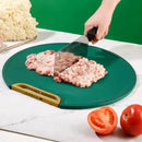 Antibacterial, mildew-proof cutting board with anti-crack handle.